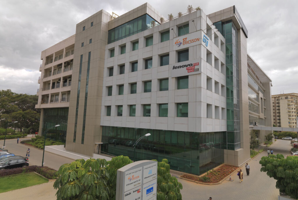Roach Sarovar Portico Business Hotel designed by Roach Lifescapes